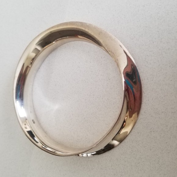 Solid 925 Sterling Silver Modern Convex Twist Bangle Bracelet 36 Grams - Picture 2 of 8
